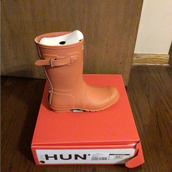 Hunter Rain boots - Picture 2 of 5